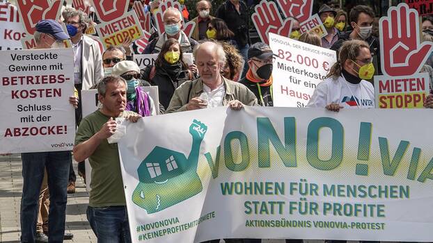 Demo gegen VONOVIA und Co. im April 2022 in Bochum