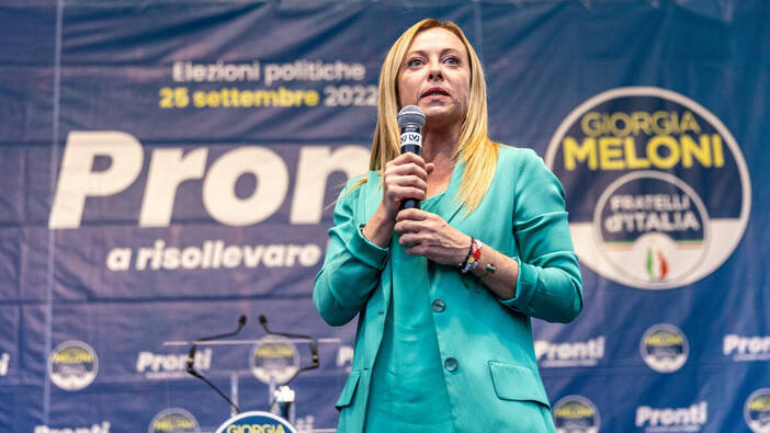 Giorgia Meloni ist das neue Gesicht des italienischen Politikchaos