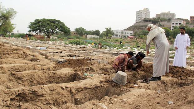 Gräber für Opfer der Coronavirus-Krankheit auf einem Friedhof in Taiz, Jemen, 23. Juni 2020.