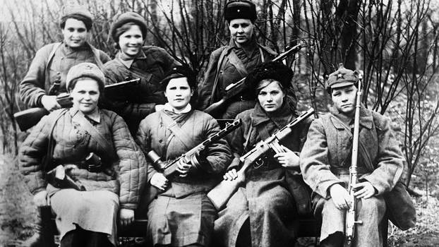 Partisaneneinheit «Budjonnyj» unter dem Kommando von I. Koponkin im April 1942