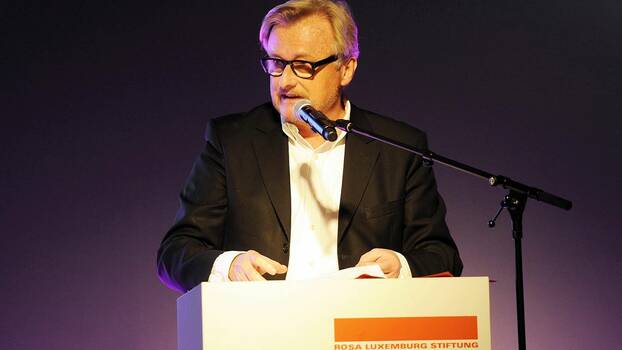 Journalist Hans-Ulrich Jörges beim Festakt zum 25-jährigen Jubiläum der Rosa-Luxemburg-Stiftung 2015