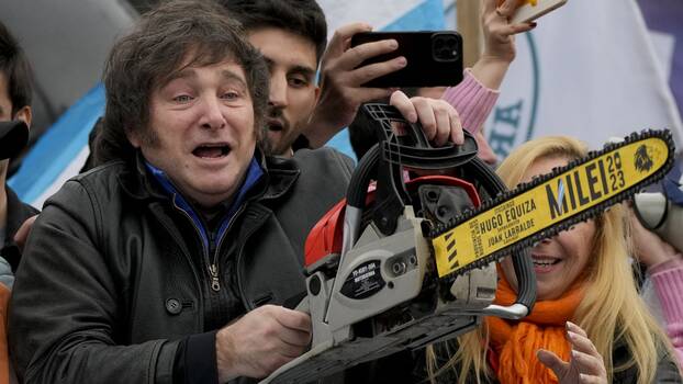 Javier Milei with chainsaw in the election campaign, 12 September 2023