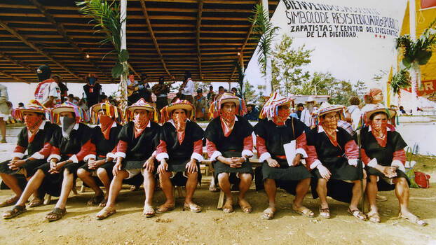 Interkontinentales Treffen 1996 im lakandonischen Urwald, Mexiko: Delegation von Zapatistas aus einem Dorf in Chiapas