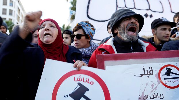 Tunis, 13. Januar 2018: Protest gegen die steigenden Preise und Steuererhöhungen